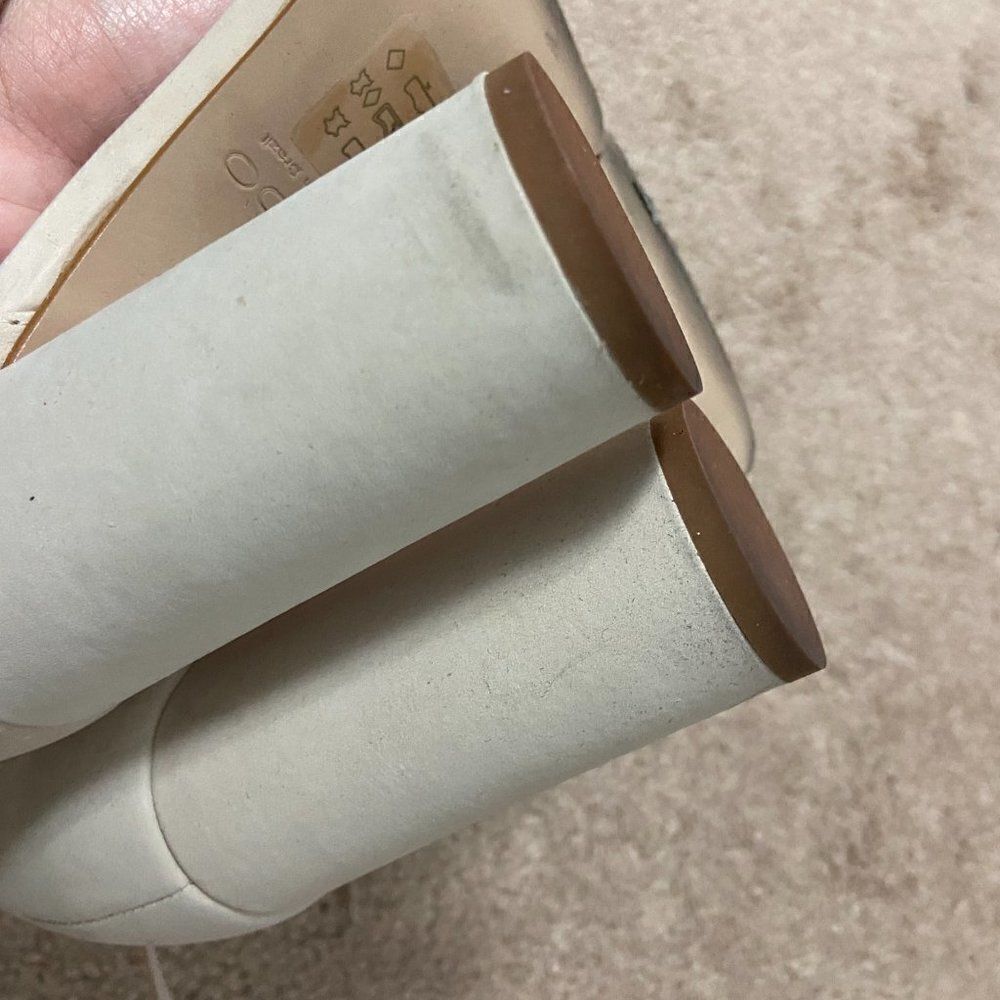 Aldo Light Gray Block Heels - Picture 4 of 4